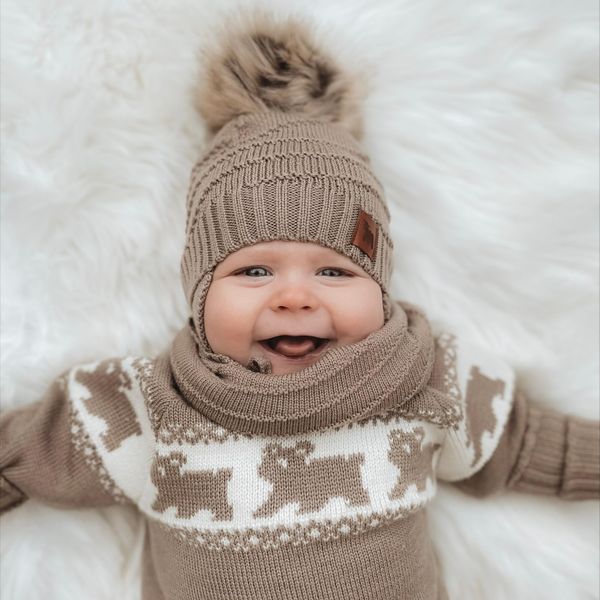 Hovedbilde Lue Mutton i merinoull, med pelsdusk, kardemomme